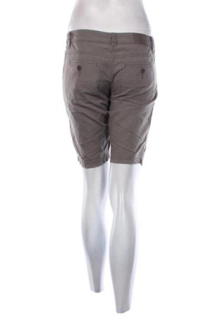 Damen Shorts Protest, Größe S, Farbe Grau, Preis 17,39 €