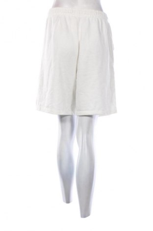 Damen Shorts Sinsay, Größe L, Farbe Weiß, Preis € 9,72