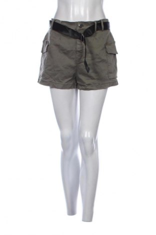 Damen Shorts Tally Weijl, Größe M, Farbe Grün, Preis € 8,99