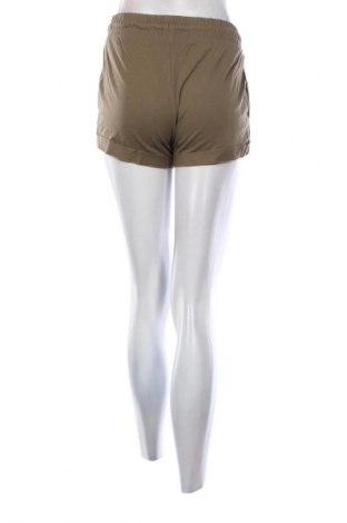 Damen Shorts Terranova, Größe S, Farbe Grün, Preis € 9,74