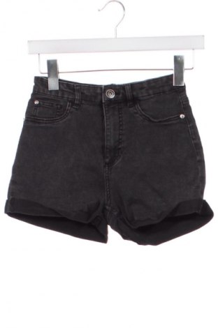 Pantaloni scurți de femei Terranova, Mărime S, Culoare Gri, Preț 42,11 Lei
