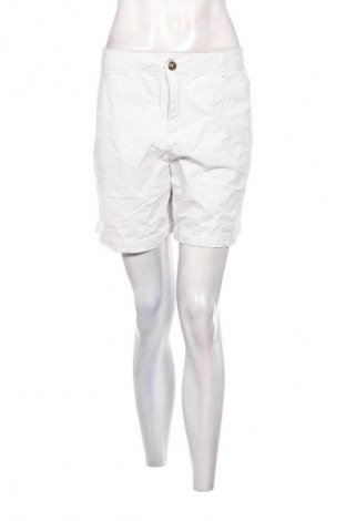 Pantaloni scurți de femei Yessica, Mărime XXL, Culoare Alb, Preț 65,99 Lei