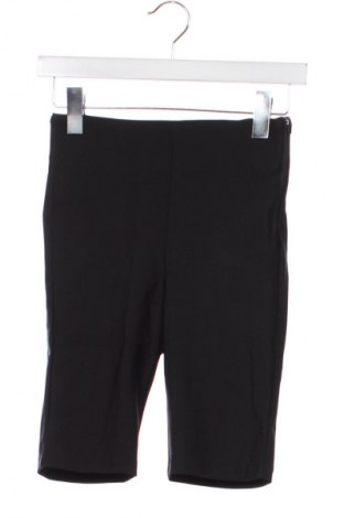 Pantaloni scurți de femei Zara, Mărime XS, Culoare Negru, Preț 52,63 Lei
