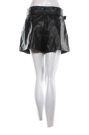 Pantaloni scurți de femei Zara, Mărime M, Culoare Negru, Preț 69,99 Lei