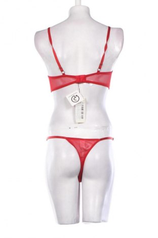 Damen-Set Trendyol, Größe M, Farbe Mehrfarbig, Preis € 39,00