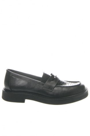 Obuwie damskie Bershka, Rozmiar 38, Kolor Czarny, Cena 102,99 zł