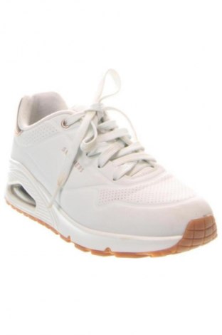Дамски обувки Skechers, Размер 35, Цвят Бял, Цена 50,99 лв.