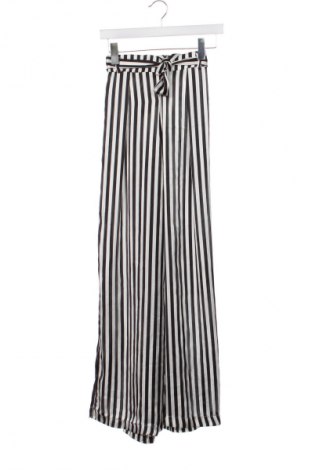Damenhose Bershka, Größe XS, Farbe Mehrfarbig, Preis € 14,83