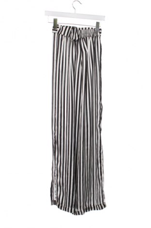 Damenhose Bershka, Größe XS, Farbe Mehrfarbig, Preis € 14,83