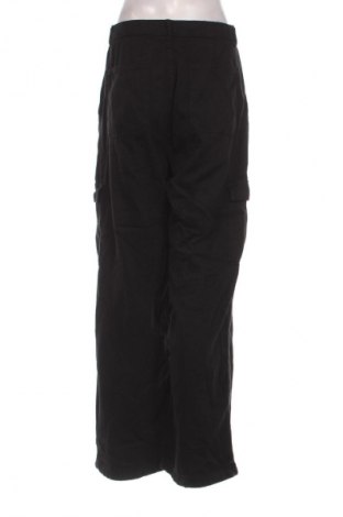 Damskie spodnie Bershka, Rozmiar M, Kolor Czarny, Cena 95,99 zł