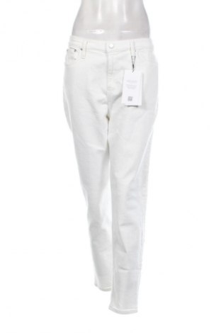 Damenhose Calvin Klein Jeans, Größe M, Farbe Weiß, Preis 70,99 €