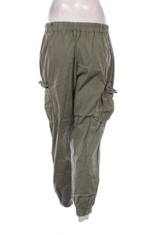 Damenhose Candida, Größe M, Farbe Grün, Preis € 15,00
