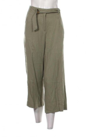 Pantaloni de femei Christian Berg, Mărime M, Culoare Verde, Preț 89,00 Lei