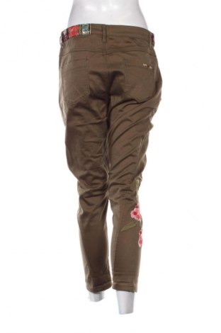 Pantaloni de femei Desigual, Mărime L, Culoare Verde, Preț 185,06 Lei