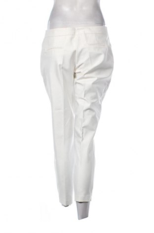 Pantaloni de femei Elisabetta Franchi, Mărime XL, Culoare Alb, Preț 476,00 Lei