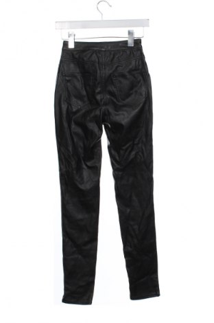 Дамски панталон H&M Divided, Размер XXS, Цвят Черен, Цена 29,99 лв.
