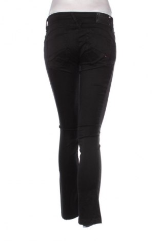Pantaloni de femei Hilfiger Denim, Mărime M, Culoare Negru, Preț 252,63 Lei
