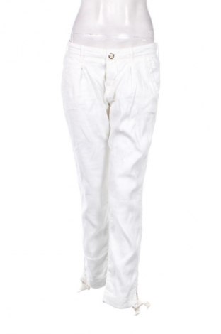 Damenhose Jacob Cohen, Größe M, Farbe Weiß, Preis € 87,47