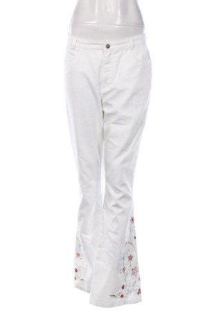 Damenhose Mac, Größe M, Farbe Weiß, Preis 32,00 €
