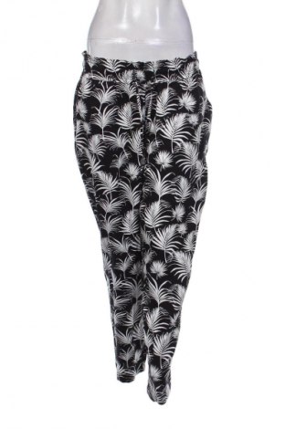 Damenhose Reserved, Größe XL, Farbe Mehrfarbig, Preis 14,83 €