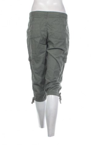 Damenhose St John's Bay, Größe M, Farbe Grün, Preis € 20,99
