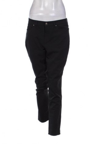 Pantaloni de femei Versace Jeans, Mărime M, Culoare Negru, Preț 450,00 Lei