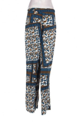 Дамски панталон Zara, Размер M, Цвят Многоцветен, Цена 32,99 лв.