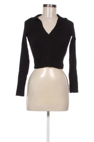 Damenpullover Bershka, Größe S, Farbe Schwarz, Preis 15,00 €
