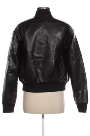 Női bőrdzseki Calvin Klein Jeans, Méret M, Szín Fekete, Ár 84 139 Ft