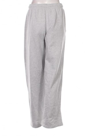 Damen Sporthose Pull&Bear, Größe M, Farbe Grau, Preis 31,99 €