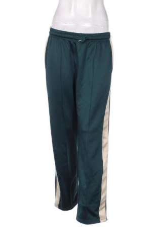 Pantaloni trening de femei Unbranded, Mărime L, Culoare Multicolor, Preț 77,17 Lei