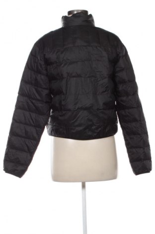 Дамско яке Calvin Klein Jeans, Размер S, Цвят Черен, Цена 214,99 лв.