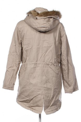 Γυναικείο μπουφάν Clothing & Co, Μέγεθος M, Χρώμα  Μπέζ, Τιμή 52,99 €