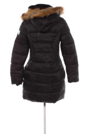 Дамско яке Geographical Norway, Размер M, Цвят Черен, Цена 384,99 лв.