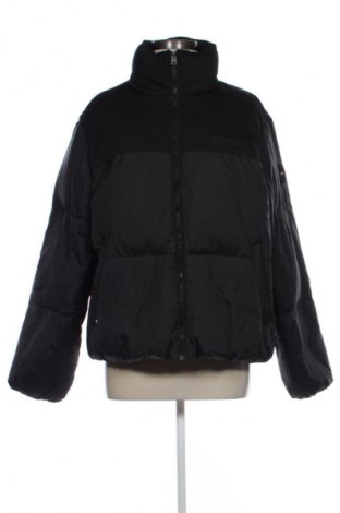 Dámska bunda  Tommy Hilfiger, Veľkosť XL, Farba Čierna, Cena  229,95 €