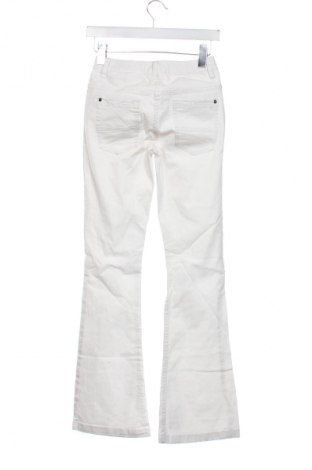 Kinderjeans S.Oliver, Größe 12-13y/ 158-164 cm, Farbe Weiß, Preis € 13,80