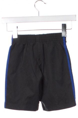 Kinder Shorts Adidas, Größe 5-6y/ 116-122 cm, Farbe Grau, Preis 13,81 €