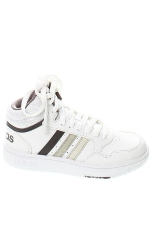 Детски обувки Adidas, Размер 32, Цвят Бял, Цена 93,99 лв.