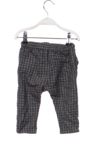 Kinderhose H&M, Größe 3-6m/ 62-68 cm, Farbe Mehrfarbig, Preis 10,69 €