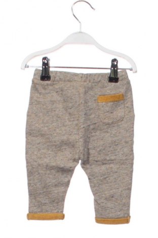 Detské nohavice  Zara, Veľkosť 6-9m/ 68-74 cm, Farba Béžová, Cena  7,19 €