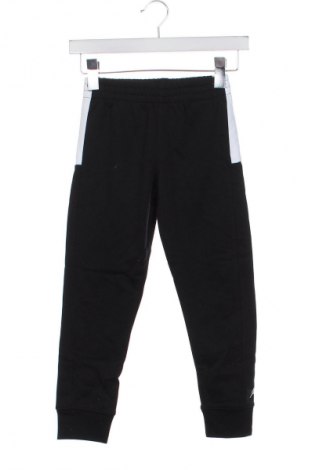 Kinder Sporthose Air Jordan Nike, Größe 5-6y/ 116-122 cm, Farbe Mehrfarbig, Preis 48,99 €