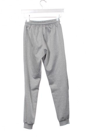 Kinder Sporthose Chapter, Größe 10-11y/ 146-152 cm, Farbe Grau, Preis 12,77 €