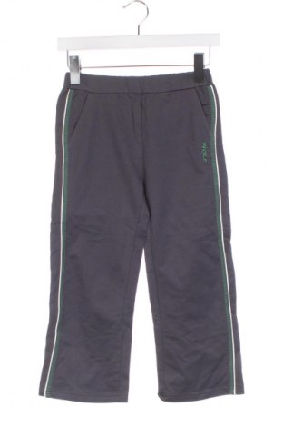 Kinder Sporthose Wolf, Größe 6-7y/ 122-128 cm, Farbe Grau, Preis € 12,77
