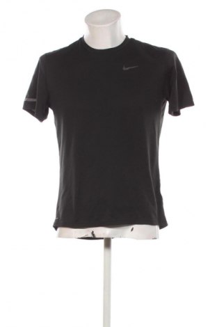 Férfi póló Nike, Méret M, Szín Fekete, Ár 5 400 Ft