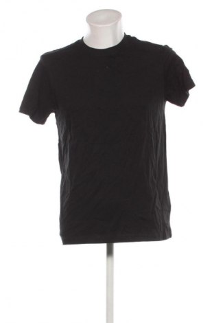 Ανδρικό t-shirt Urban Classics, Μέγεθος M, Χρώμα Μαύρο, Τιμή 19,99 €