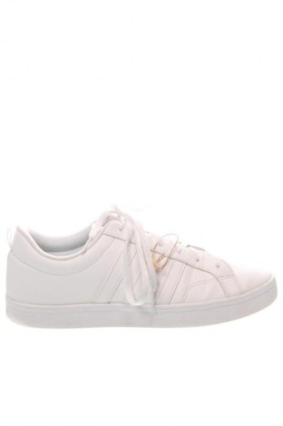 Încălțăminte bărbătească Adidas, Mărime 45, Culoare Alb, Preț 247,99 Lei