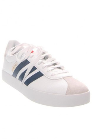Мъжки обувки Adidas, Размер 47, Цвят Многоцветен, Цена 204,99 лв.