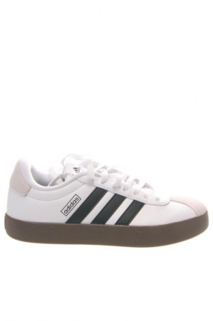 Мъжки обувки Adidas, Размер 42, Цвят Бял, Цена 204,99 лв.