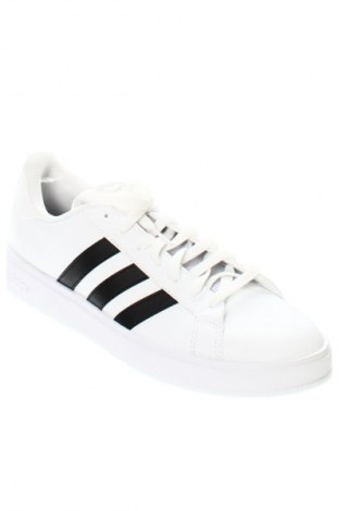 Férfi cipők
 Adidas, Méret 42, Szín Fehér, Ár 44 319 Ft