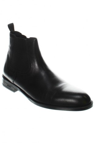Férfi cipők
 BOSS, Méret 46, Szín Fekete, Ár 85 479 Ft
